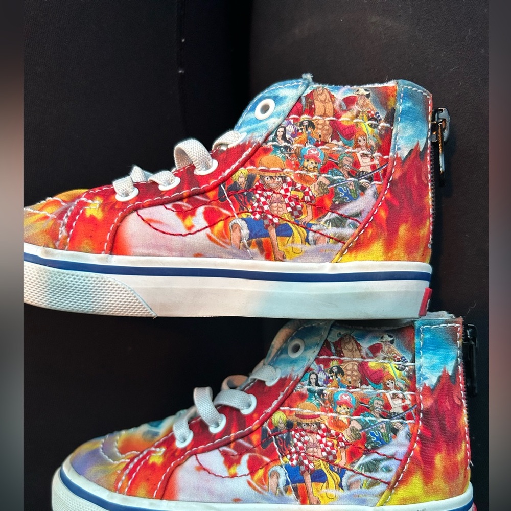 Colorful High-Top VANS Sneakers with Anime Print TODDLER 7.5